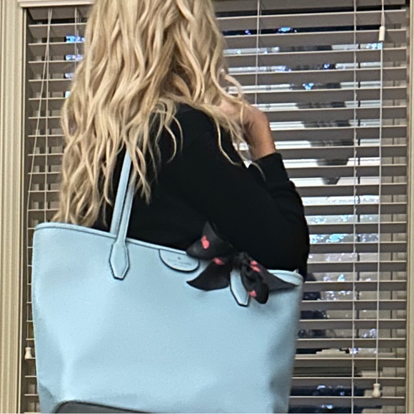 Kate Spade New York All Day Tote Zip Top Tote - Picture 8 of 8